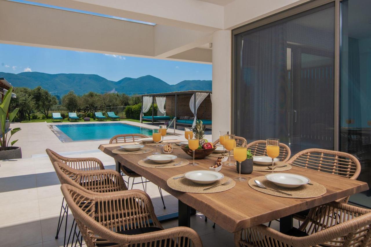 Antonia Villa - Luxurious Serenity With Private Pool, By Zantewize Kalipádhon Exterior foto