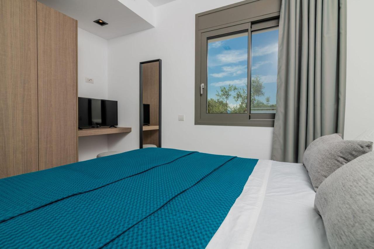 Antonia Villa - Luxurious Serenity With Private Pool, By Zantewize Kalipádhon Exterior foto