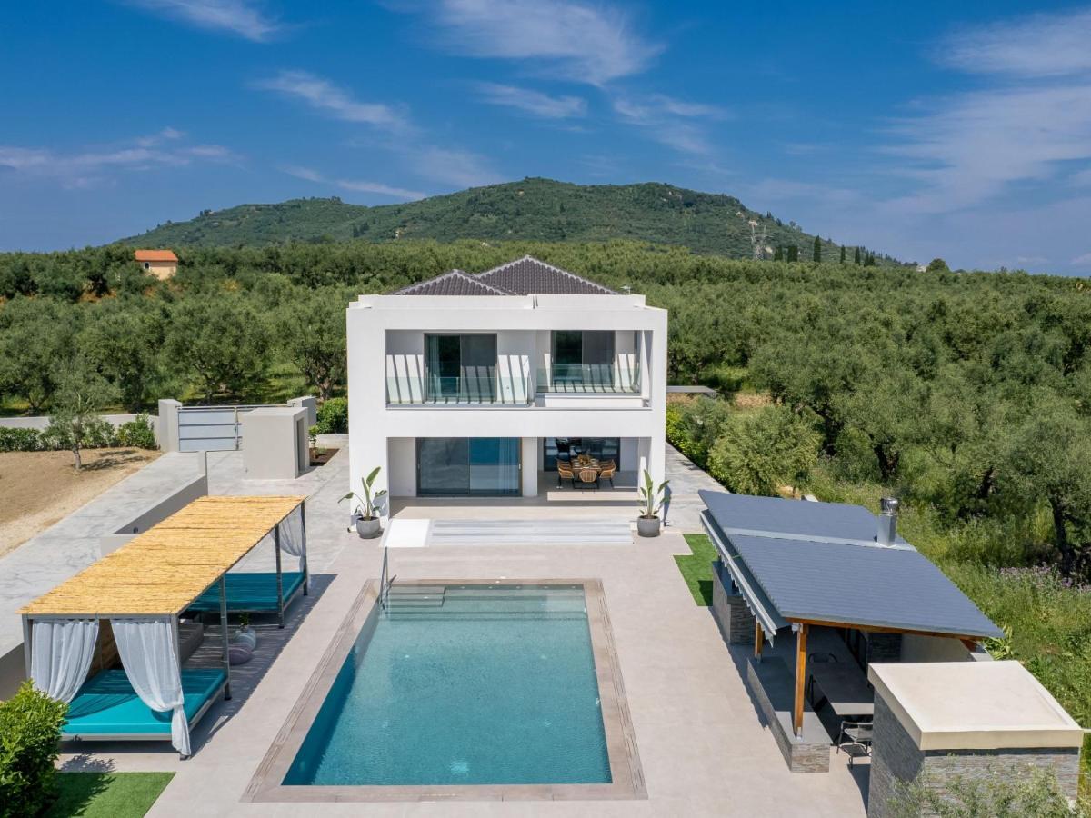 Antonia Villa - Luxurious Serenity With Private Pool, By Zantewize Kalipádhon Exterior foto