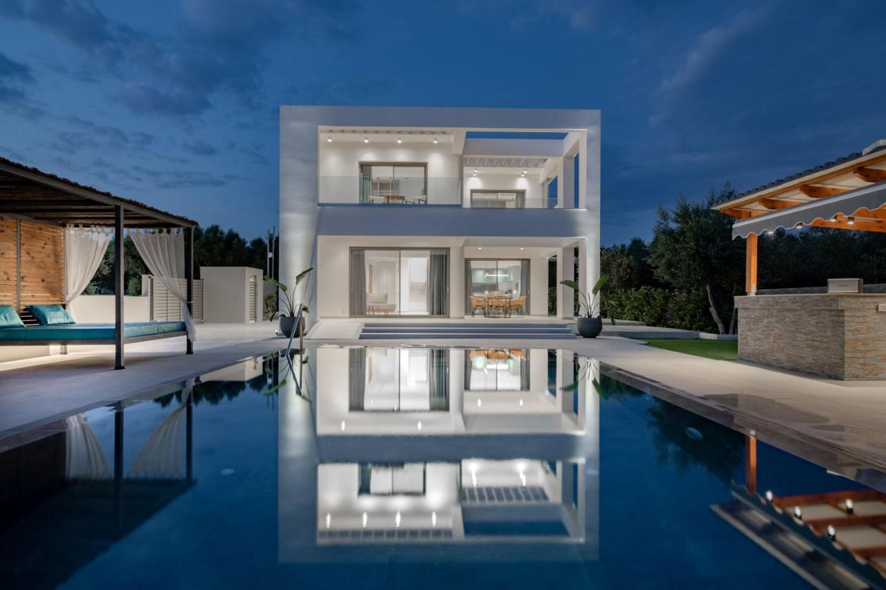 Antonia Villa - Luxurious Serenity With Private Pool, By Zantewize Kalipádhon Exterior foto