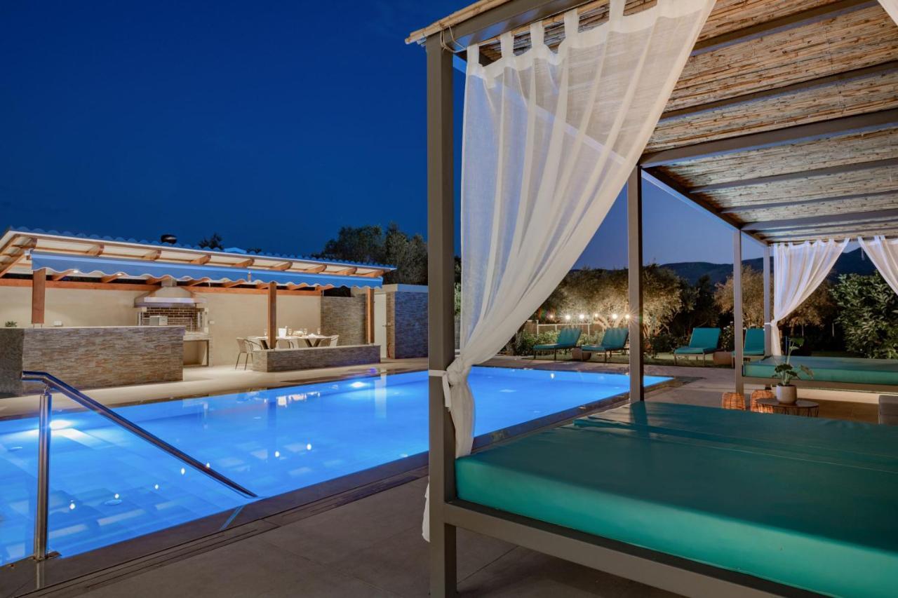Antonia Villa - Luxurious Serenity With Private Pool, By Zantewize Kalipádhon Exterior foto